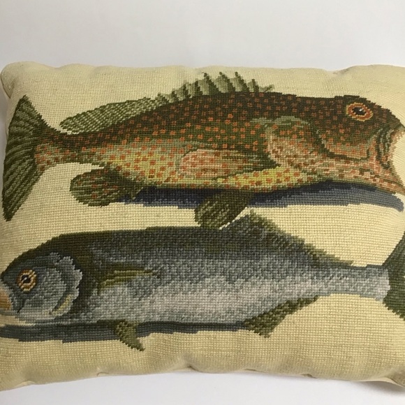 Needlepoint Throw Pillow Two Fish Bahamas Mark Catesby 16x20 Wool Velvet Zip Sea - Picture 16 of 16